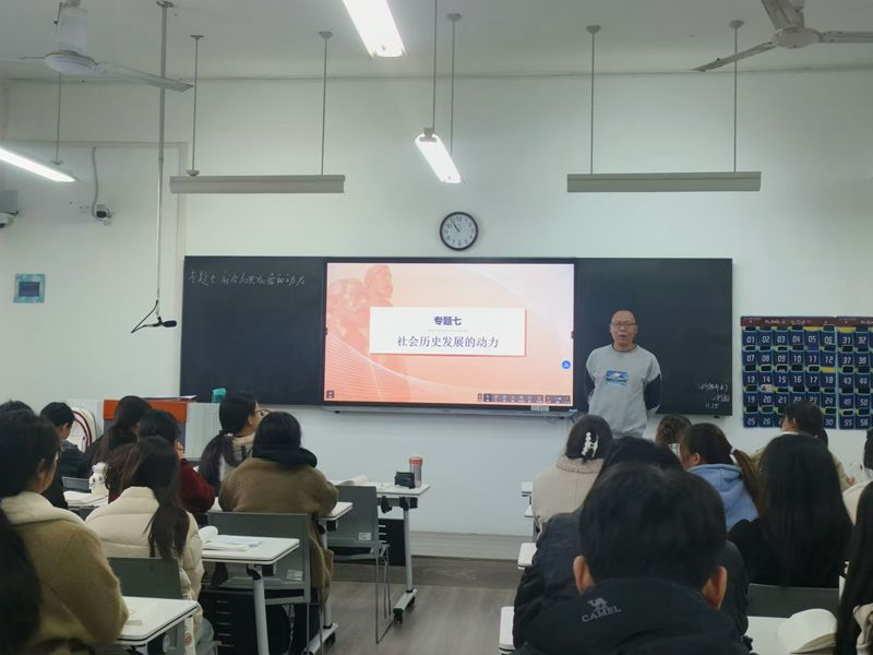 照片原图李元胜老师_副本.jpg